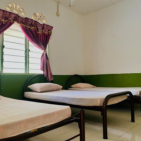 Delimah Guesthouse Kuala Tahan Kültér fotó