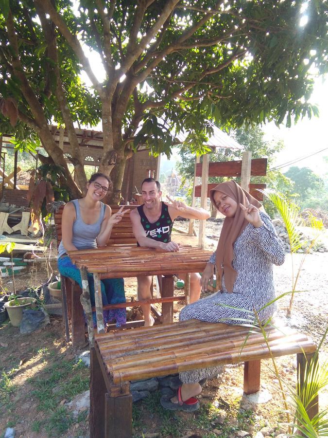 Delimah Guesthouse Kuala Tahan Kültér fotó