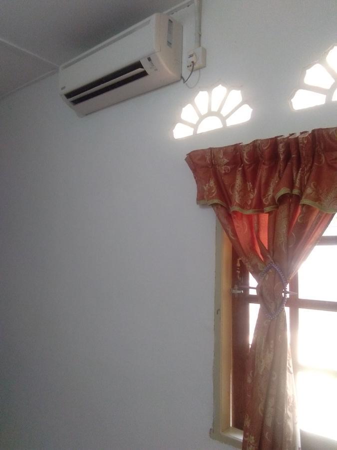 Delimah Guesthouse Kuala Tahan Kültér fotó