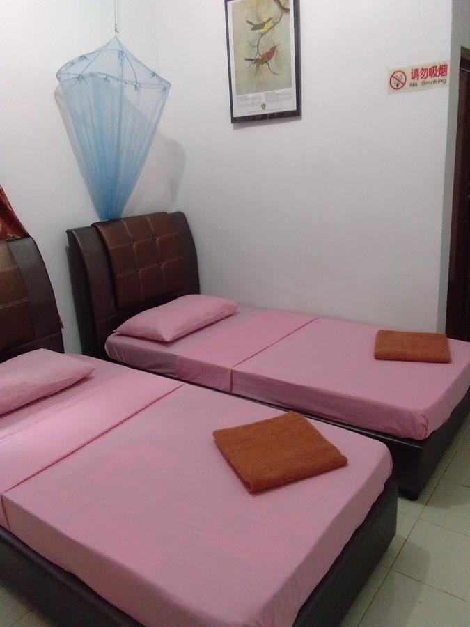 Delimah Guesthouse Kuala Tahan Kültér fotó