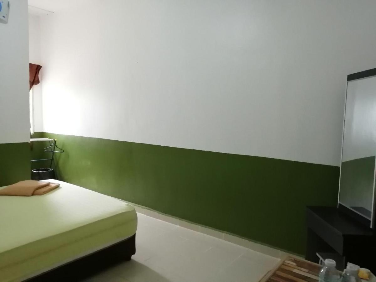 Delimah Guesthouse Kuala Tahan Kültér fotó