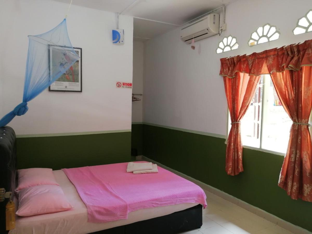 Delimah Guesthouse Kuala Tahan Kültér fotó